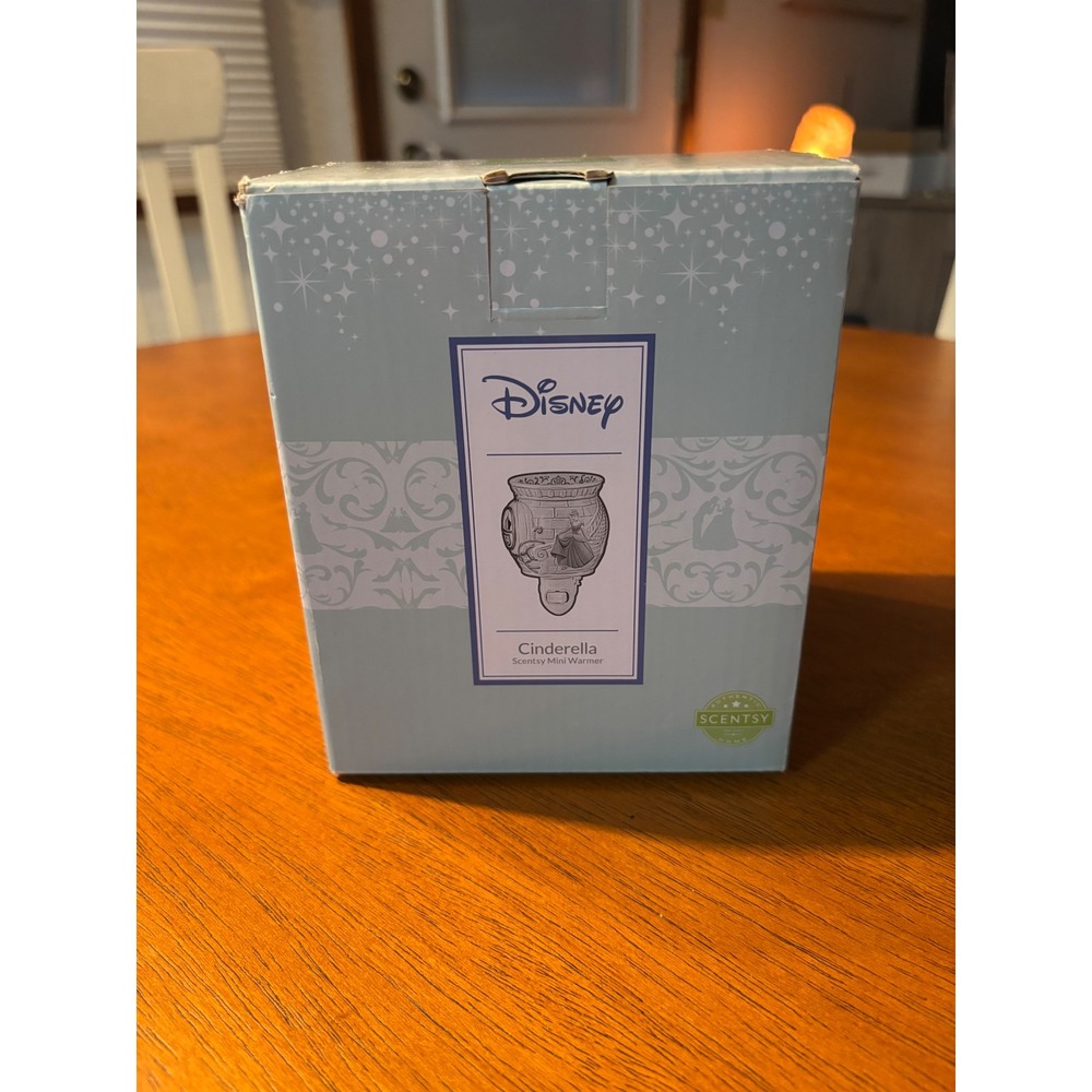 Disney Scentsy Cinderella Scentsy Mini Warmer Light Blue Ceramic Plug-In